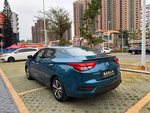 Nissan Bluebird 2016