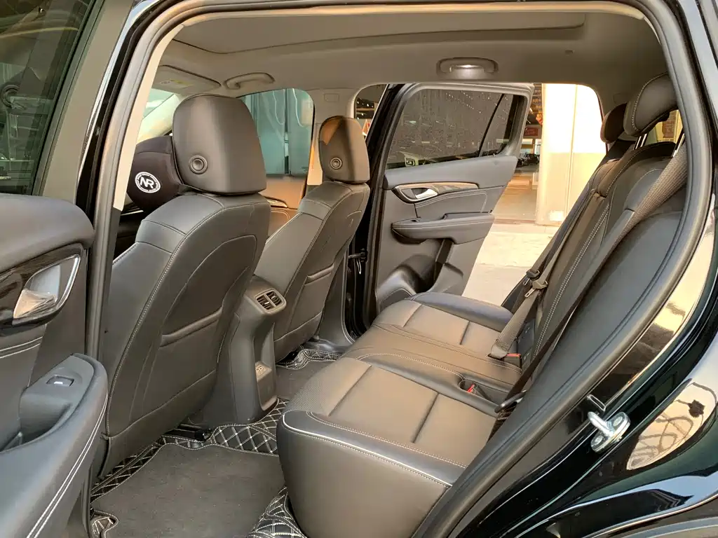 Buick Envision Plus 2023 — фото 12