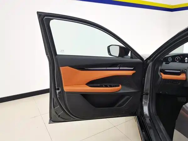 Changan UNI-V 2024