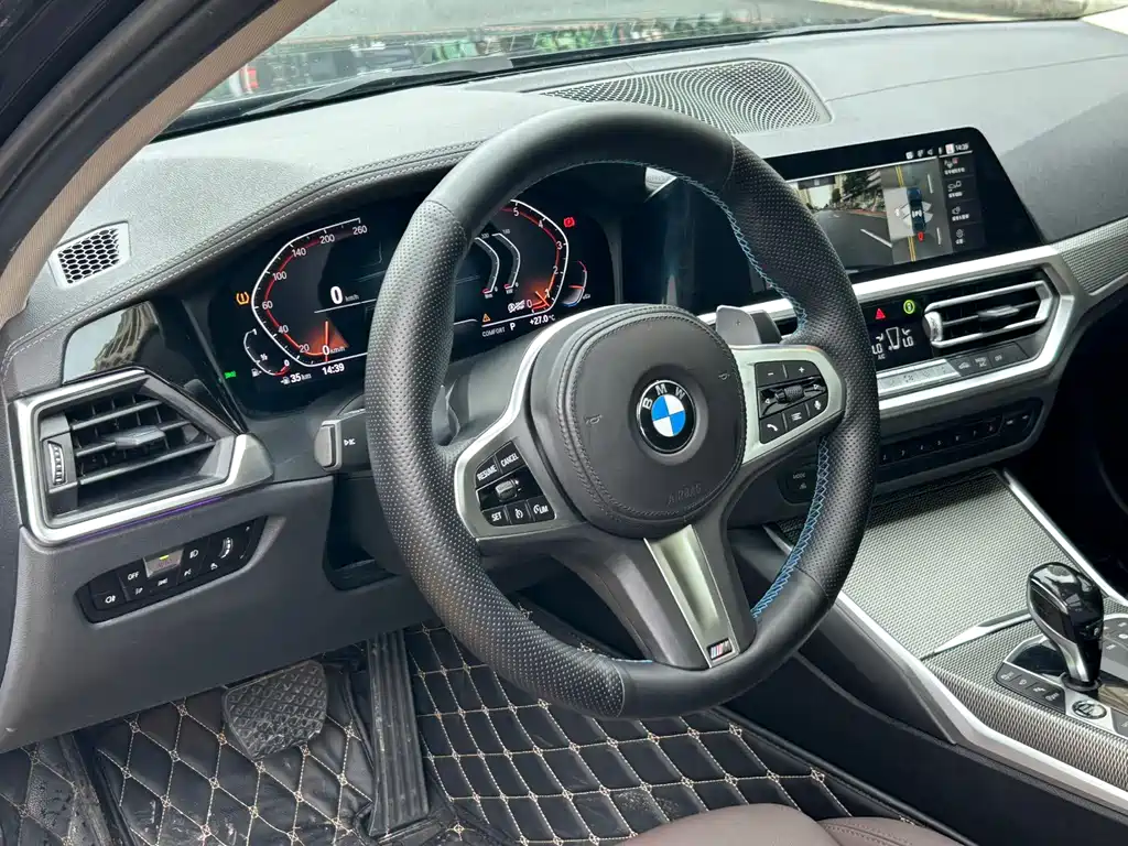 BMW 3 Series 2021 — фото 13