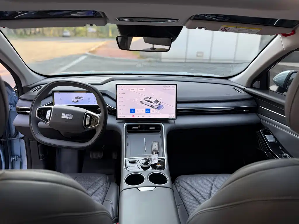 Geely Galaxy L6 2025 — фото 14
