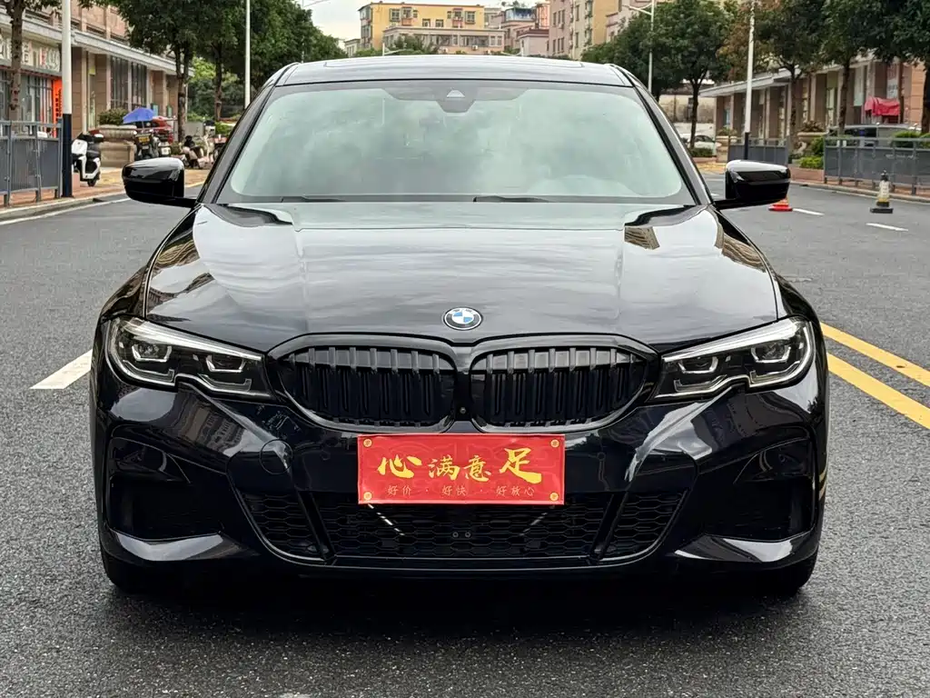 BMW 3 Series 2021