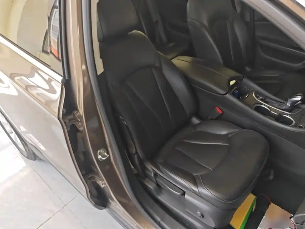 Buick Envision Plus 2020 — фото 25