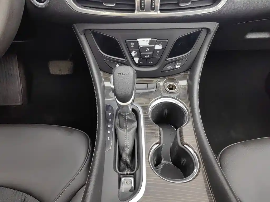 Buick Envision Plus 2018 — фото 13