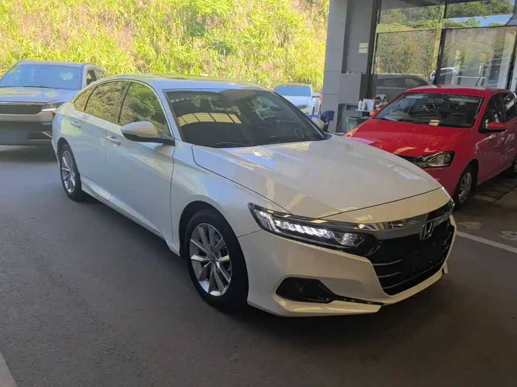 Honda Accord 2023 — фото 4
