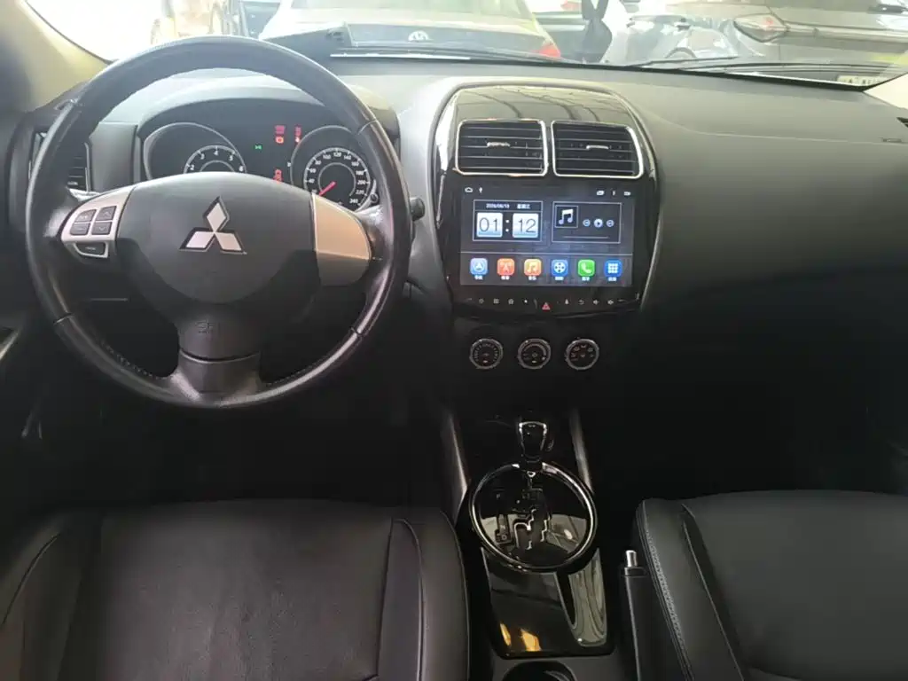 Mitsubishi ASX 2020 — фото 10