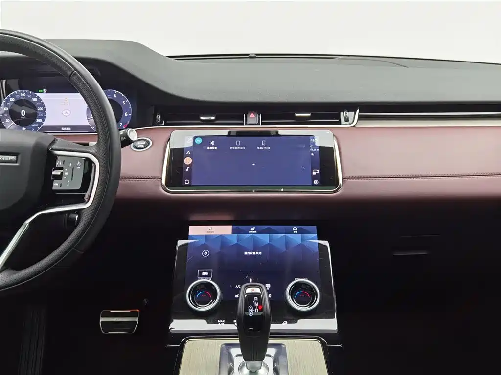Land Rover Evoque 2023 — фото 12