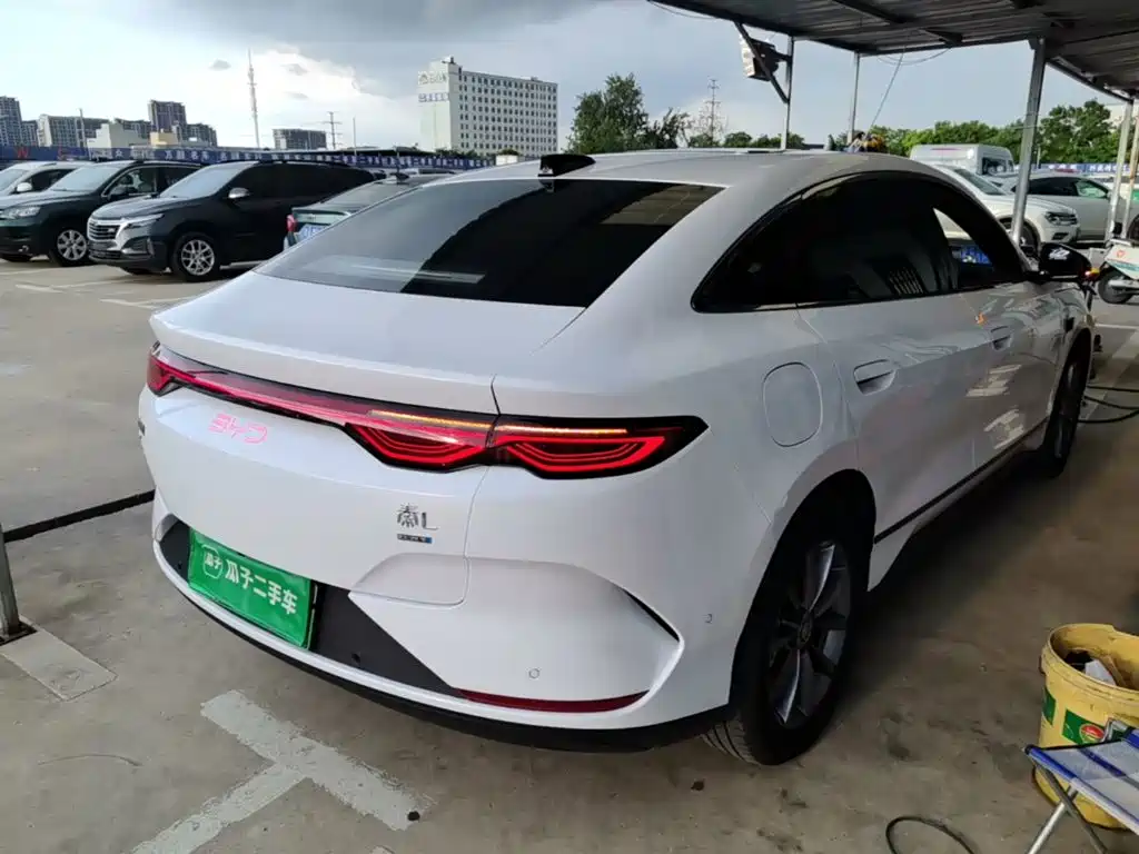 BYD Qin L 2026 — фото 7