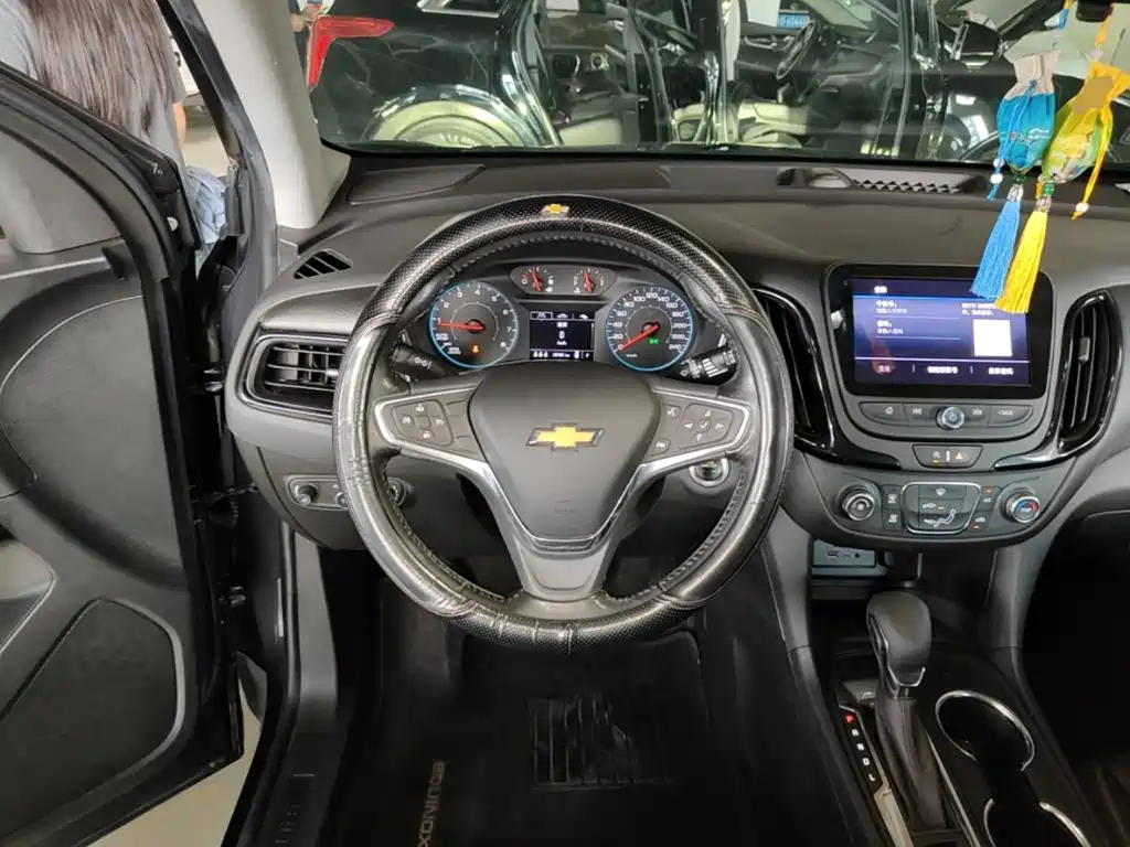 Chevrolet Equinox 2021 — фото 11