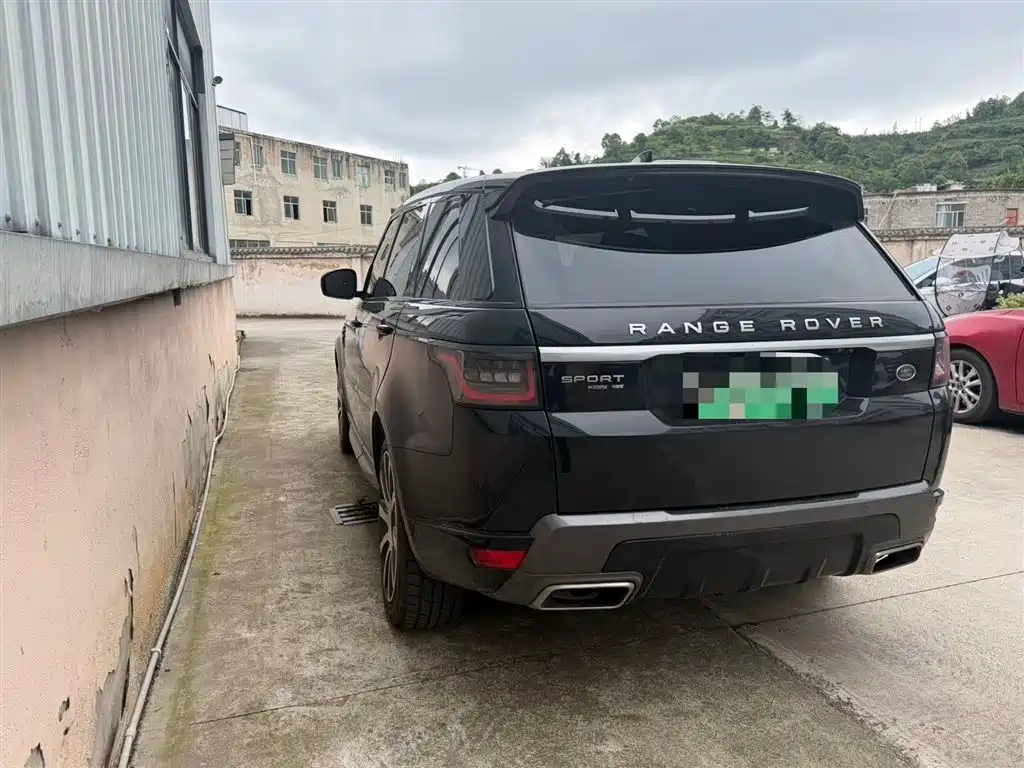 Land Rover Sport PHEV 2019 — фото 7