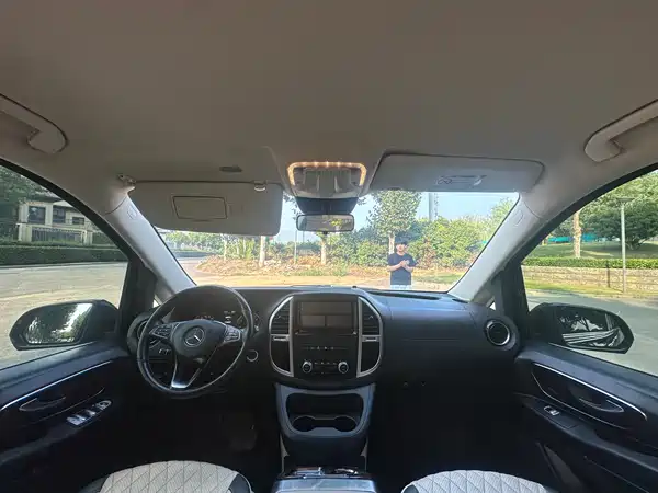 Mercedes-Benz Vito 2022
