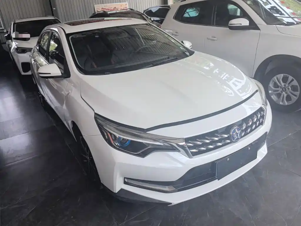 Venucia D60 2018