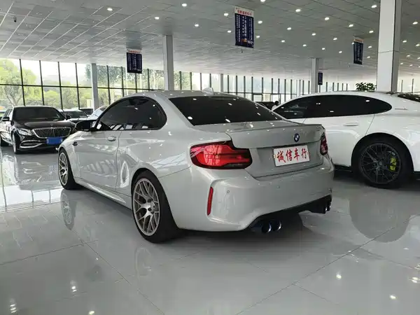 BMW M2 2019