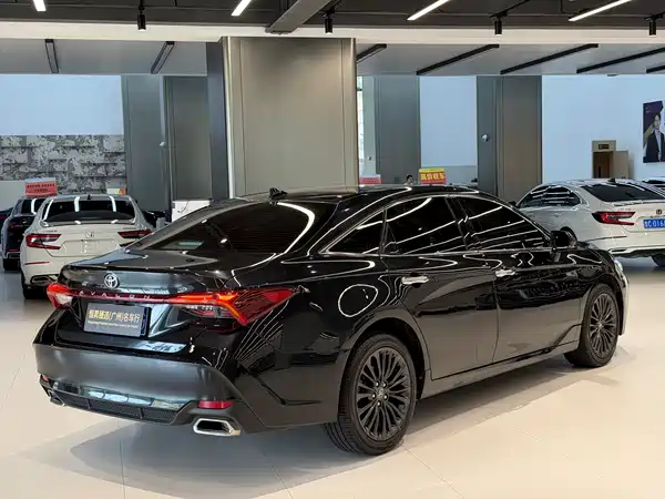 Toyota Avalon 2022