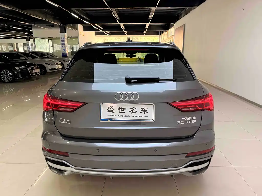 Audi Q3 2022 — фото 10
