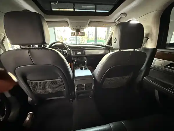 Jaguar XFL 2018