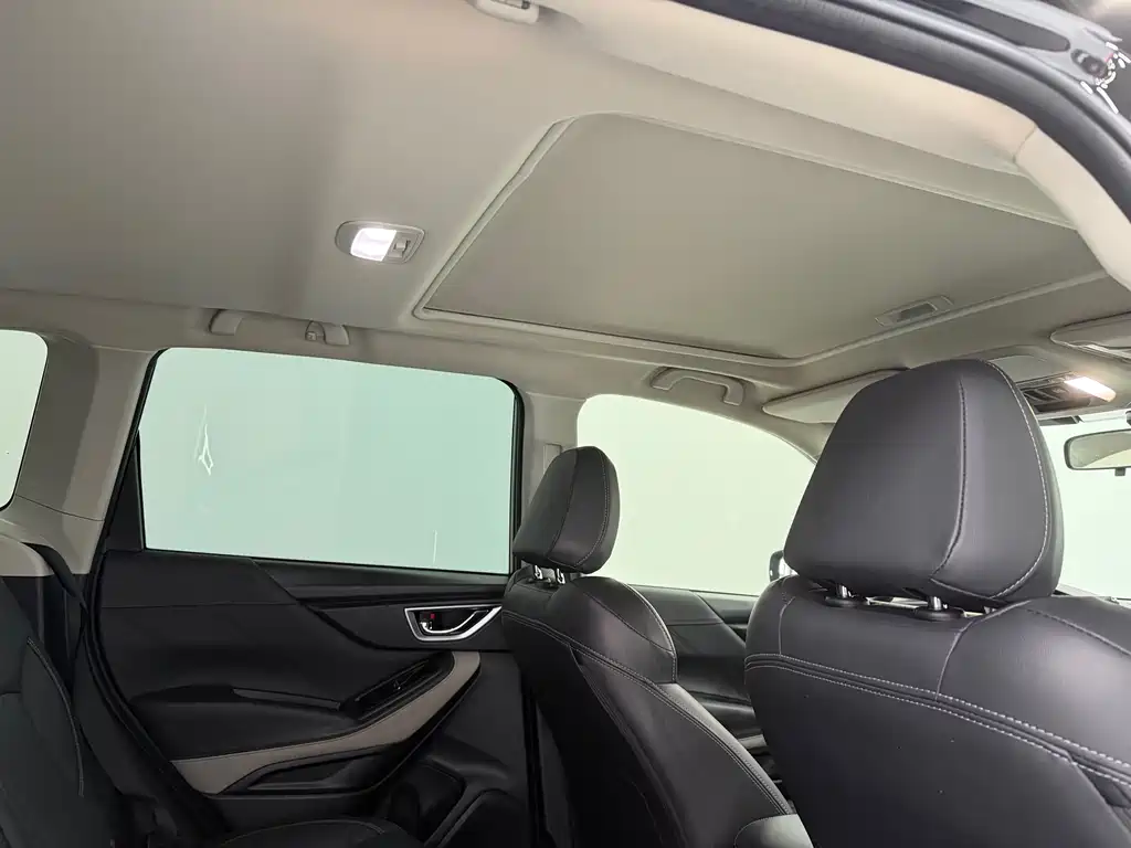 Subaru Forester 2022 — фото 13
