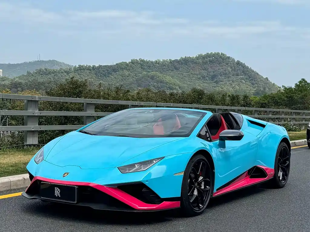 Lamborghini Huracán 2022 — фото 1