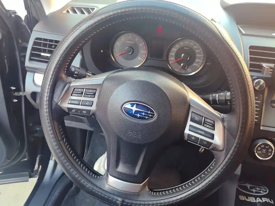 Subaru Forester 2014 — фото 15