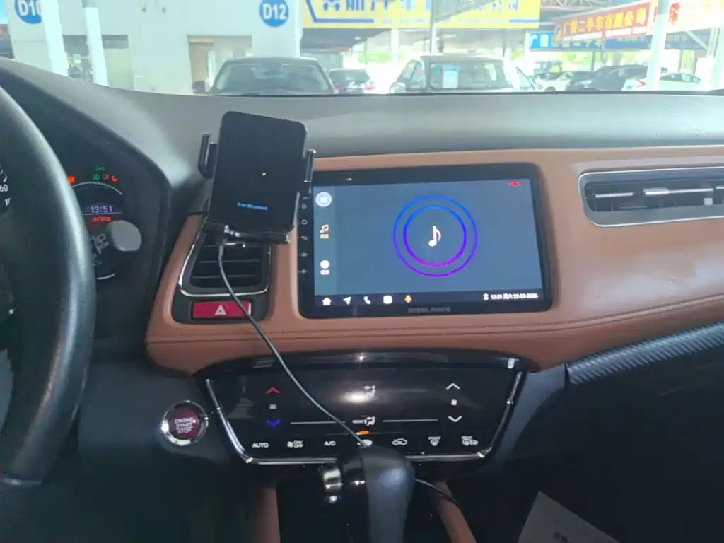 Honda Vezel 2016 — фото 13
