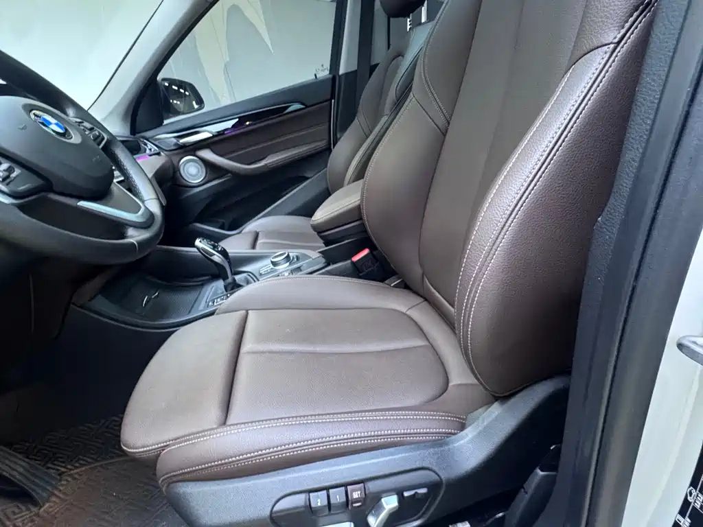 BMW X1 2022 — фото 12