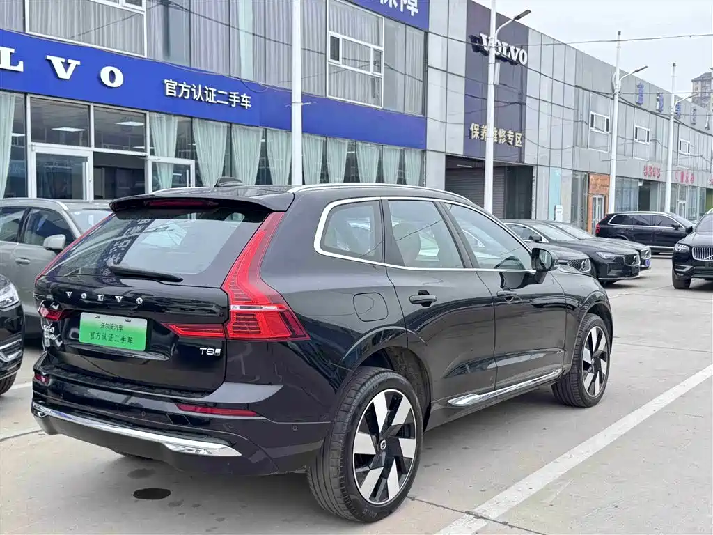 Volvo XC60 PHEV 2024 — фото 5