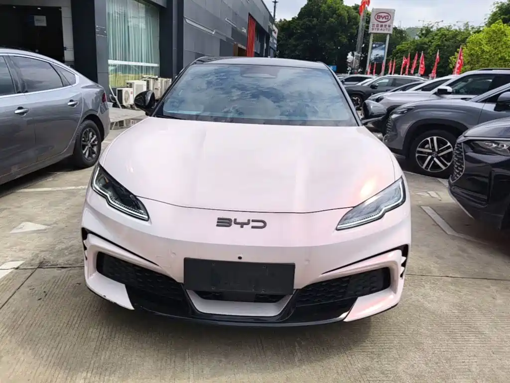 BYD Seal 06GT 2025 — фото 3