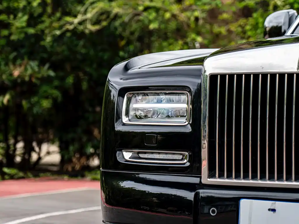 Rolls-Royce Phantom 2016 — фото 5