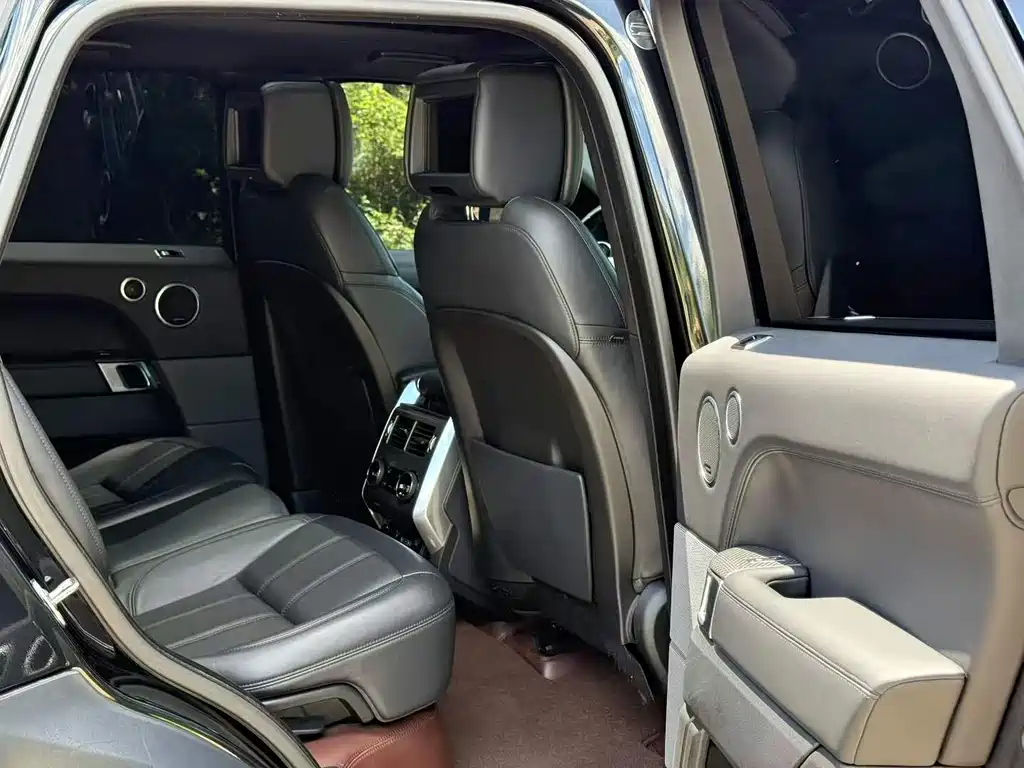Land Rover Range Rover Sport 2018 — фото 6