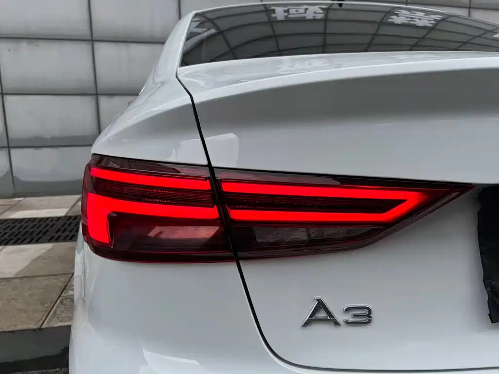 Audi A3 2020 — фото 23