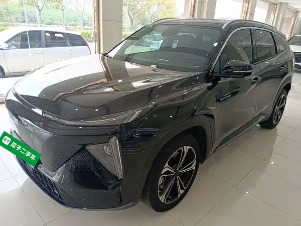 Geely Galaxy L7 2023