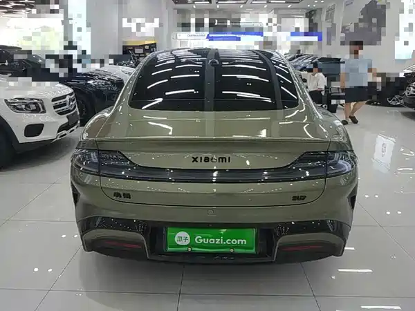 Xiaomi SU7 2025