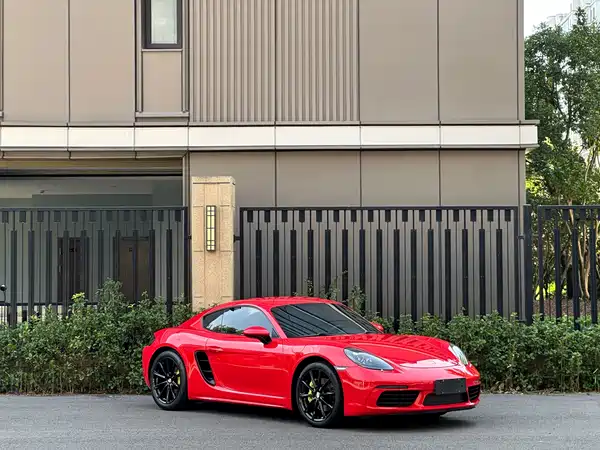 Porsche 718 2017