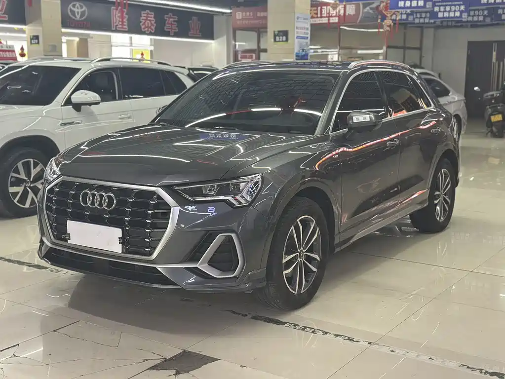 Audi Q3 2021
