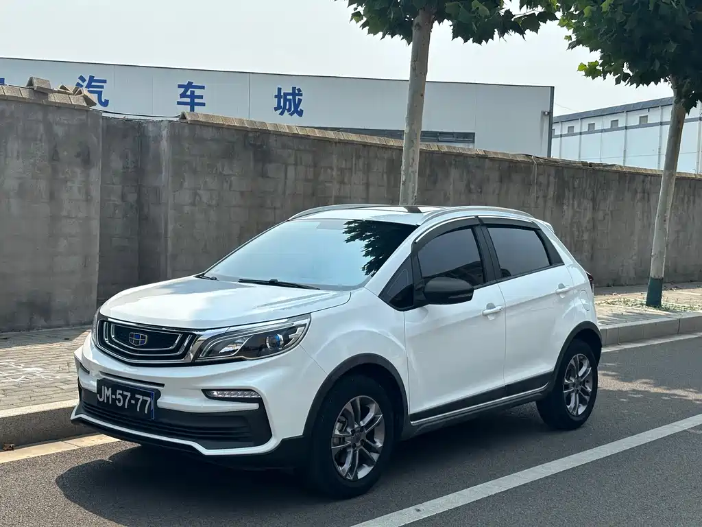 Geely Vision X3 2020 — фото 1