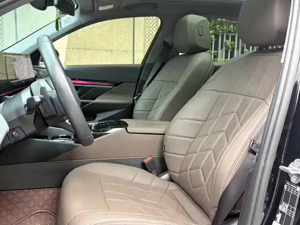 BMW 5 Series 2024