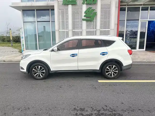 Dongfeng Scenery 580 2018