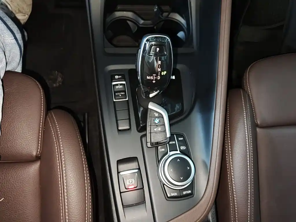 BMW X1 2021 — фото 14