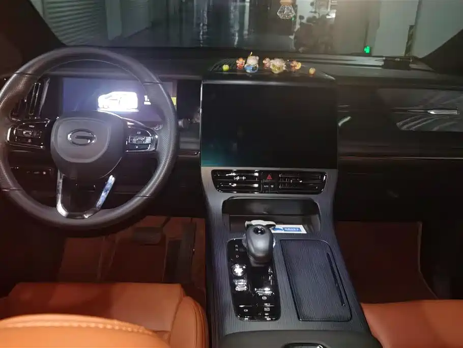 GAC Motor Trumpchi E9 2024 — фото 12