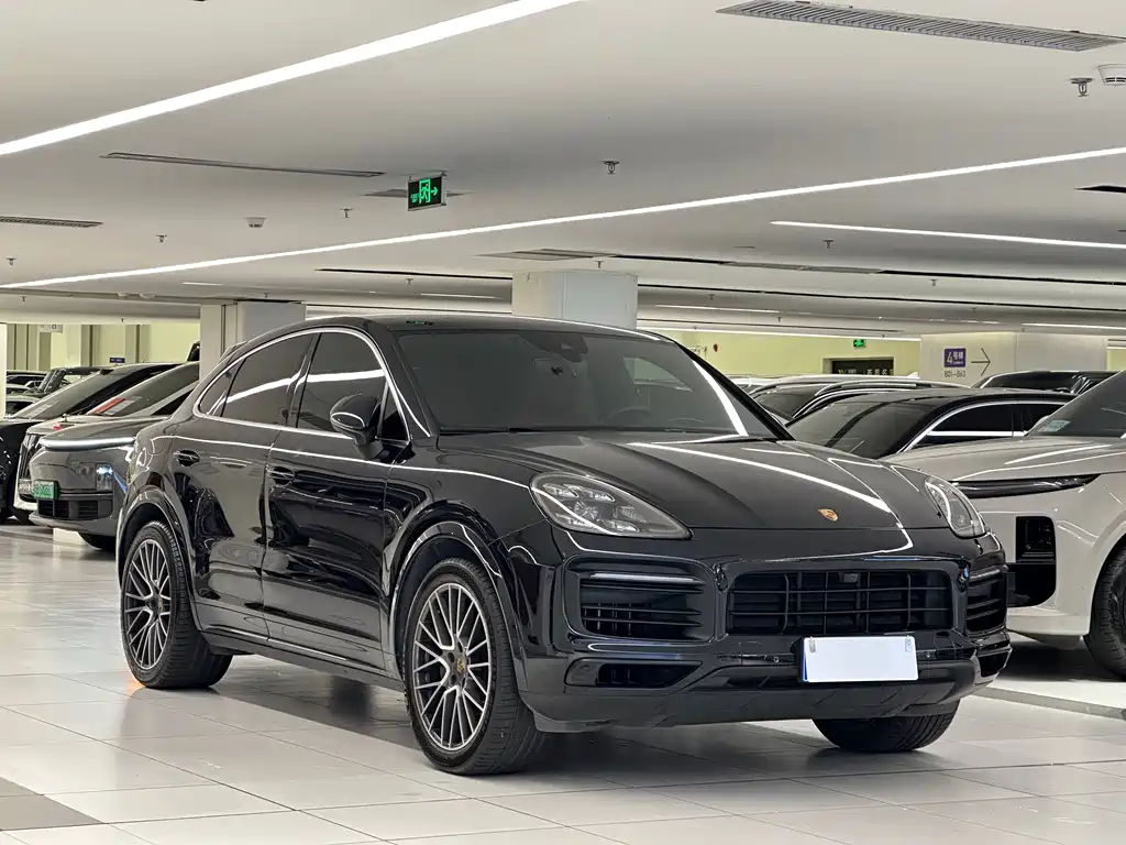 Porsche Cayenne 2023 — фото 3