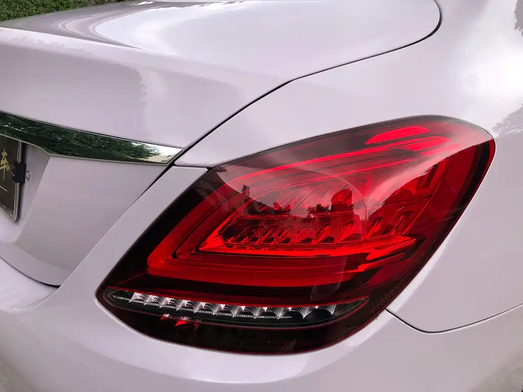 Mercedes-Benz C-Class 2019 — фото 27
