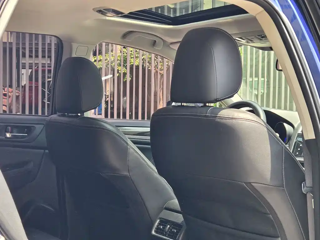 Subaru Outback 2016 — фото 8