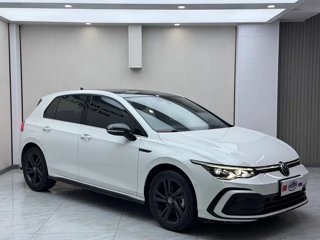 Volkswagen Golf 2023