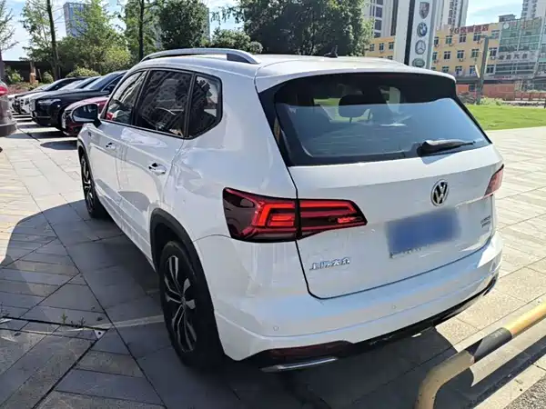 Volkswagen Tharu 2019
