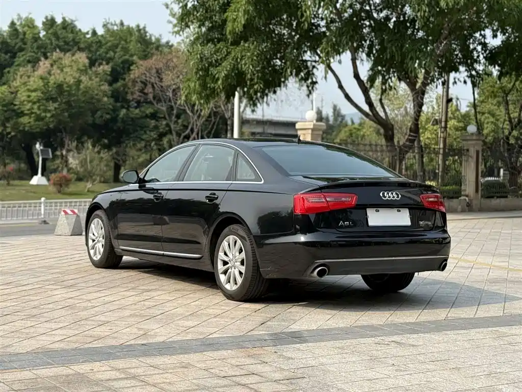 Audi A6L 2015 — фото 3