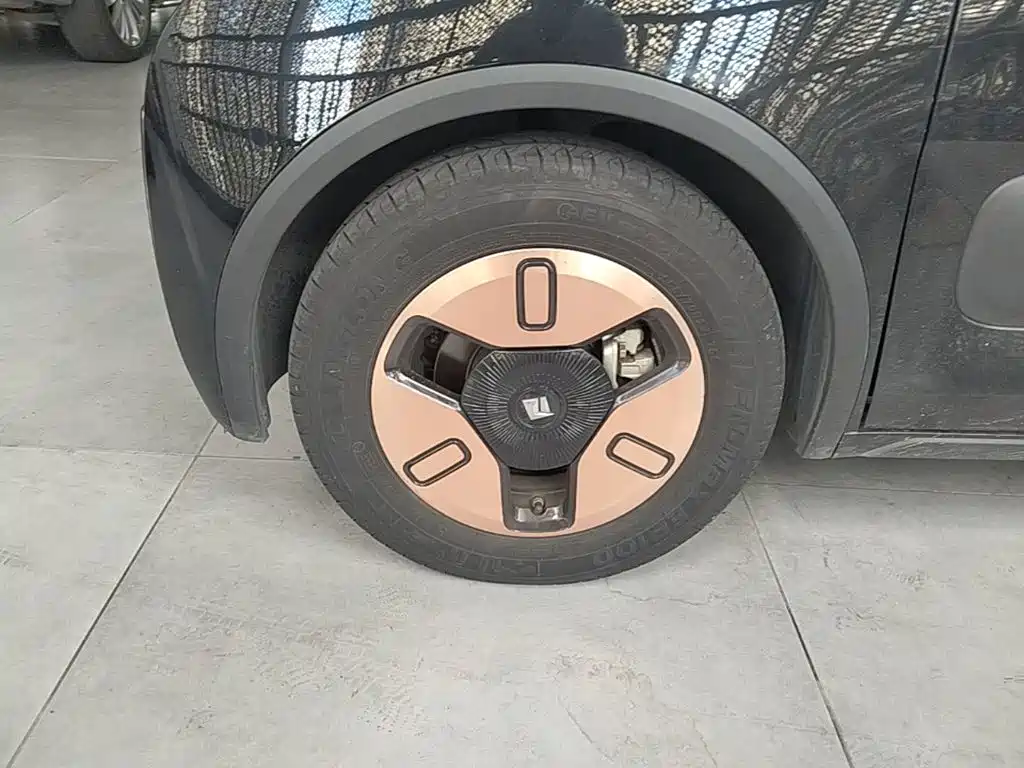 Baojun Kiwi EV 2022 — фото 23