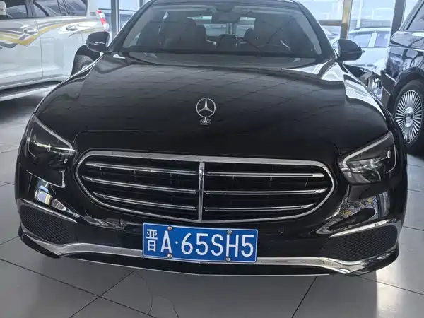 Mercedes-Benz E-Class 2021