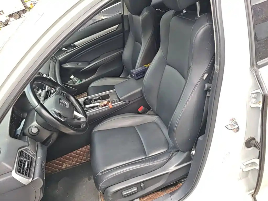 Honda Accord 2021 — фото 15