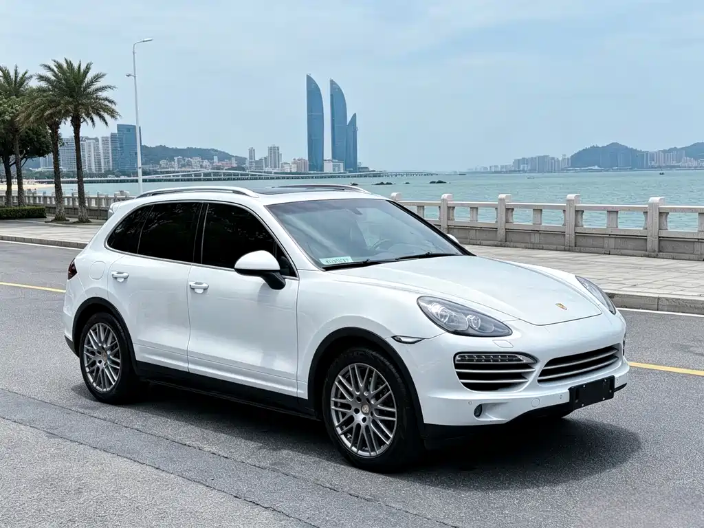 Porsche Cayenne 2014 — фото 3