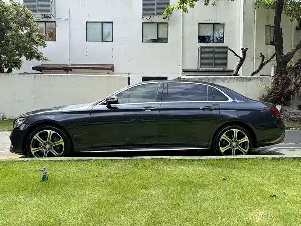 Mercedes-Benz E-Class 2016